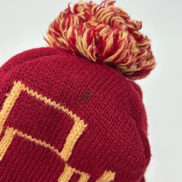 Vintage 70s Polaris Snowmobiles Cuffed Pom Pom Beanie Toque Winter Hat Red - Picture 4 of 9